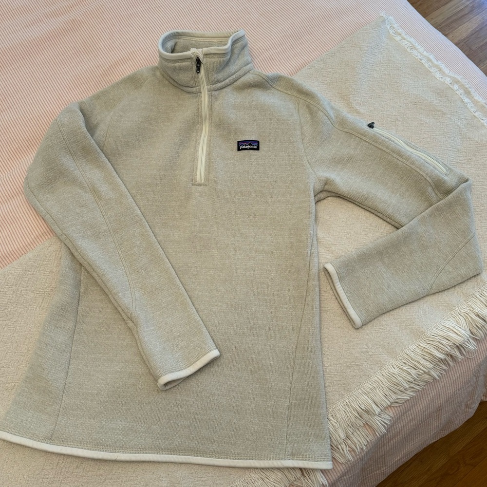 Patagonia Better Sweater 1/4 Zip in Great Condition